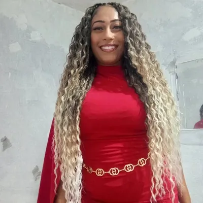 Carolina Oliveira profile