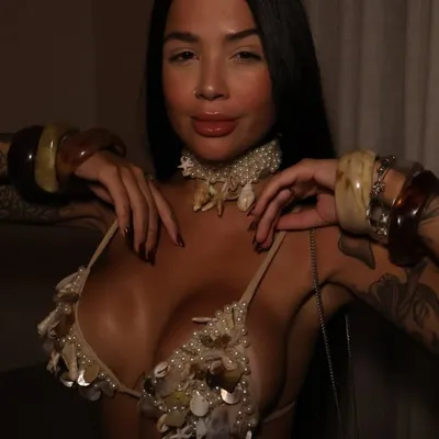 CAROLINA ARAUJO profile