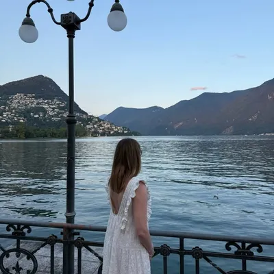 Caroline. profile