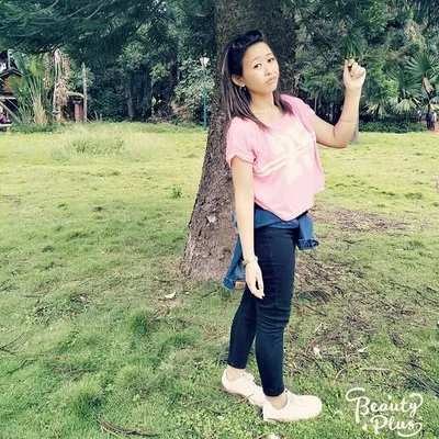 caroline lepcha profile