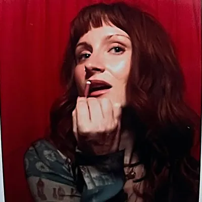 Caroline Tucker profile