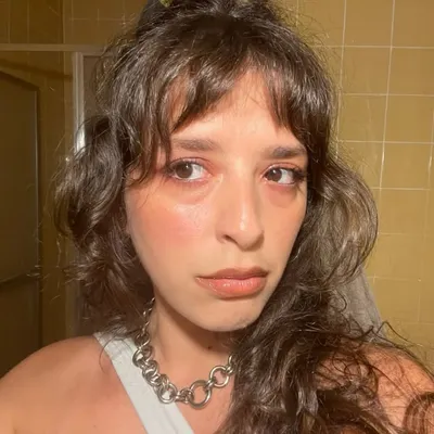 caroline profile
