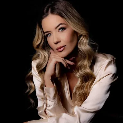 Caroline Cenatti profile