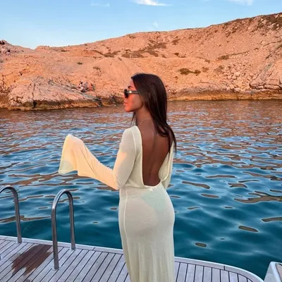 Caroline profile