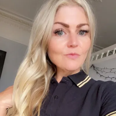 CAROLINE DERWENT profile