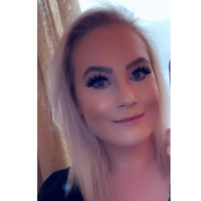 Caroline Iversen profile