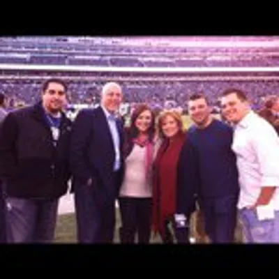 Caroline Manzo profile