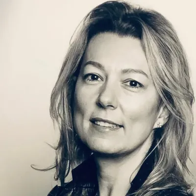 Caroline Rostang profile