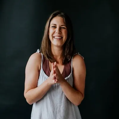 Caroline Williams profile