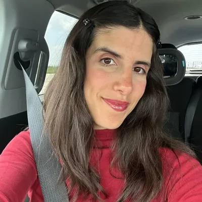 Carol Rezende profile