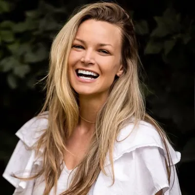 Carolyn Brown profile