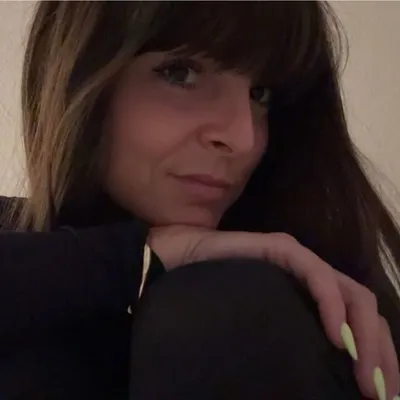 Caroline profile