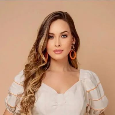 Bella Carter profile