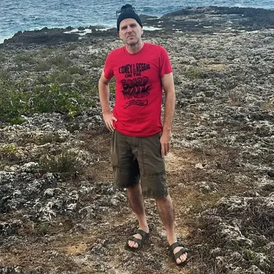 Carter Van Pelt profile