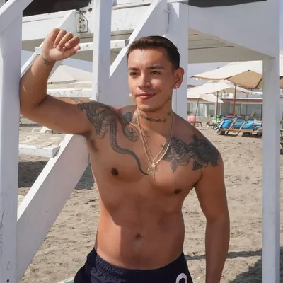 Carlos Castro profile
