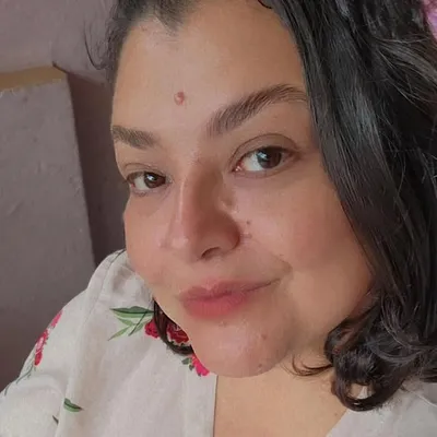 Adriana Souza profile
