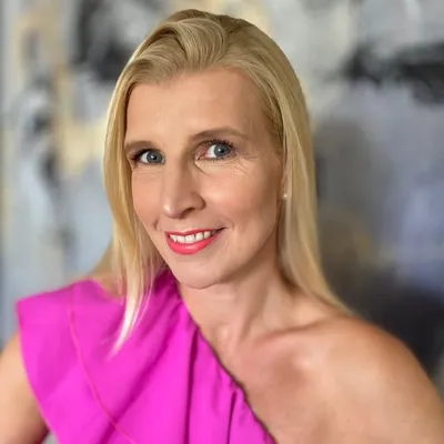 Nadine H. profile