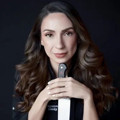 Ana Casanova profile