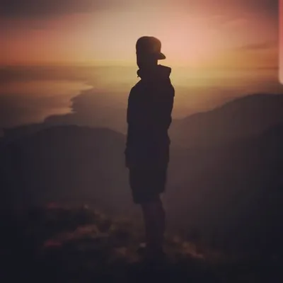 C A R L Ø S | Switzerland profile