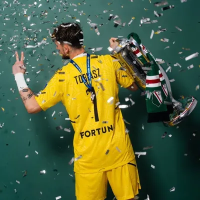 Kacper Tobiasz profile
