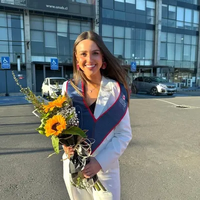 Cata Gonzalez Flores profile