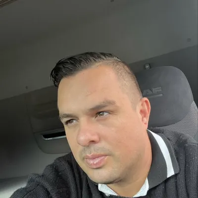 Mauricio Parra profile
