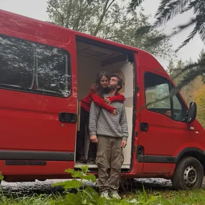 Amina 🌸Travel&Van conversion🚐 profile