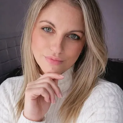 Alexandra Marques profile