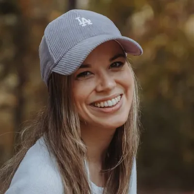 Carolin Cook profile