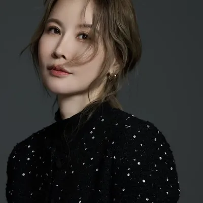 Claire Yang profile