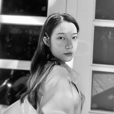 Lily profile