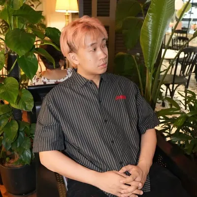 西西歪 profile