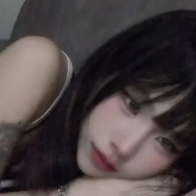 海底 profile