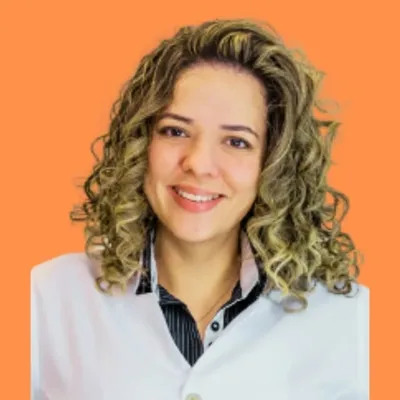 Cecília França Doula profile