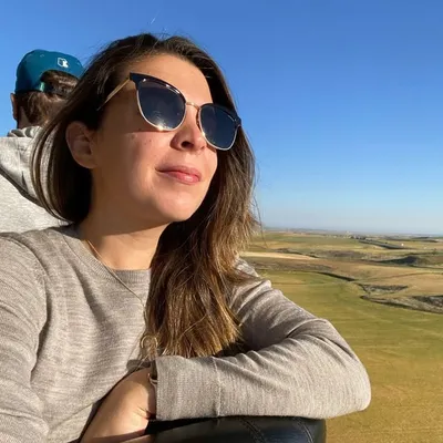 Ceci Saia • travel vlogger