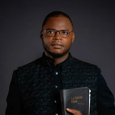 Cèdre Katambayi profile