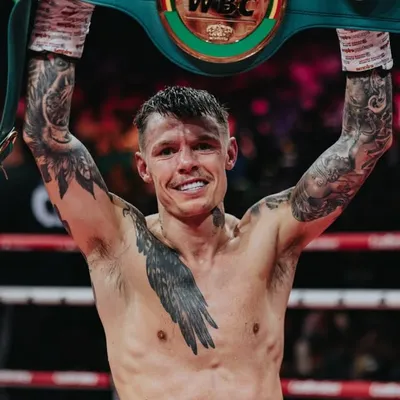 Charlie Edwards ๐ฆ
profile