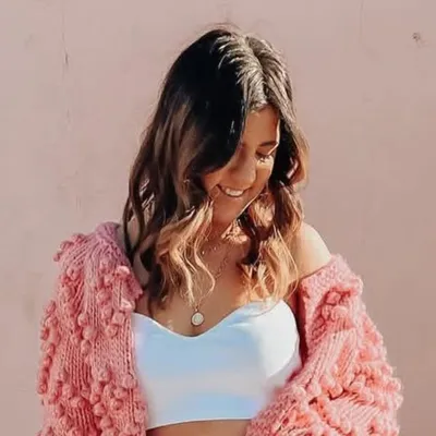 Celia Belliveau | mom life and cute outfits to go with it profile