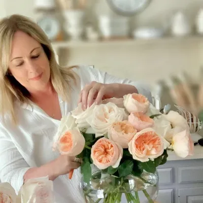 Stephanie LeBlanc / Cozy casual decor/DIY’s/Florals profile