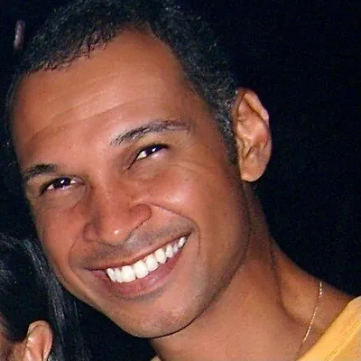 Carlos Eduardo profile