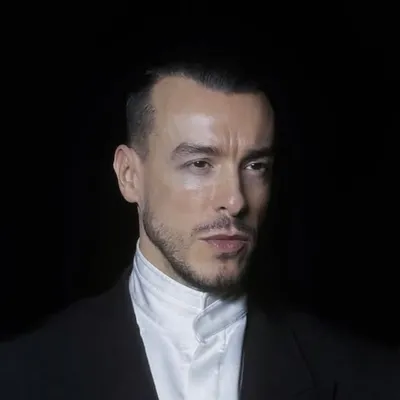 Cem Adrian profile
