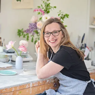 Kt Robbins Ceramics • Handthrown pottery profile