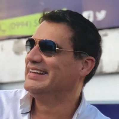 Cesar Fretes Davalos profile