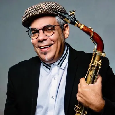 César López profile