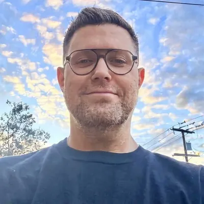 Chad Kenyon LA Hair Colorist profile