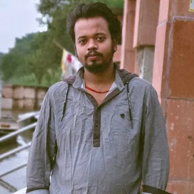 Santosh Singhania profile