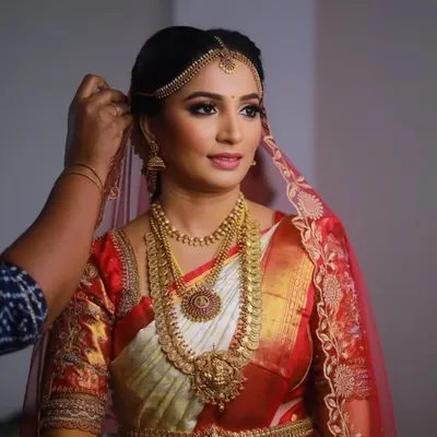 Chaithra Santhosh profile