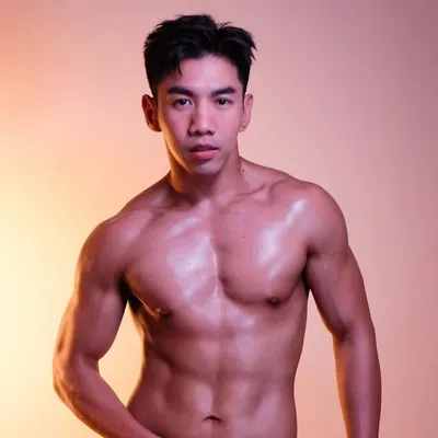 Lurkiat Kumpradit profile