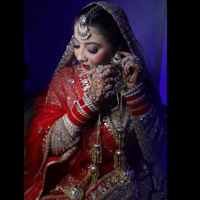 Priya Chandna ツ profile