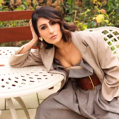 Chandni Modha profile
